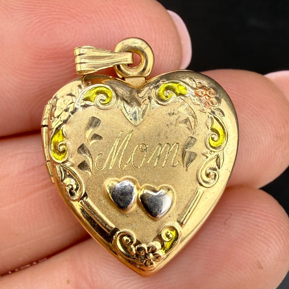 Vintage 14kt Gold Filled Heart Locket Mom